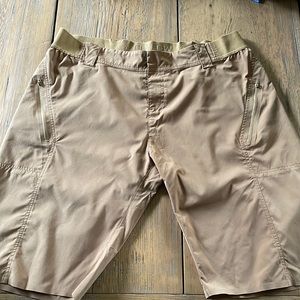 Men’s XXL Khaki Flylow Mountain Bike shorts